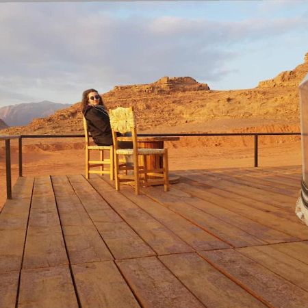 Sun Luxury Camp &Tour Lägenhet Wadi Rum Exteriör bild