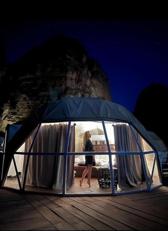 Sun Luxury Camp &Tour Lägenhet Wadi Rum Exteriör bild
